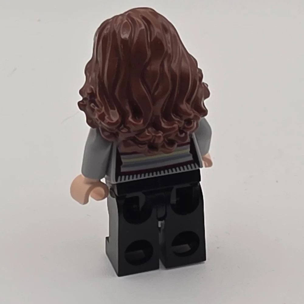 LEGO Minifigure Hermione Granger Small Grey Striped Sweater Excellent